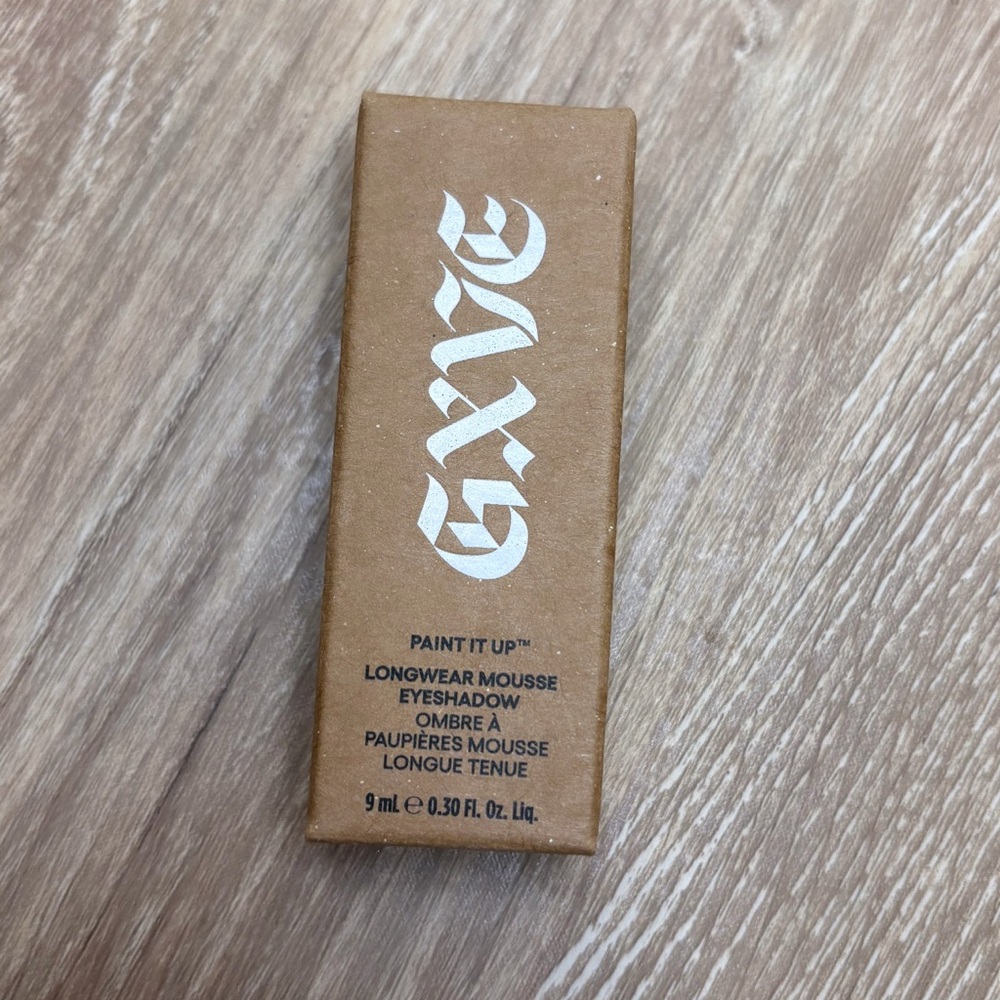 GX by Gwen Stefani Longwear Mousse Eyeshadow - Tan